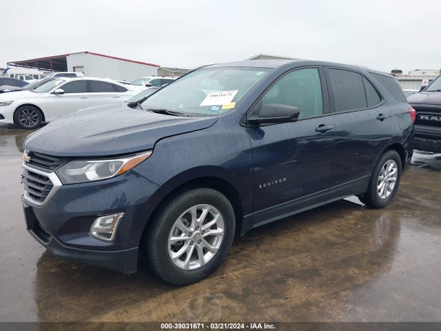 Chevrolet EQUINOX LS 2019 3GNAXHEV3KS513779 Image 2