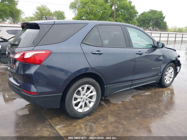 Chevrolet EQUINOX LS 2019 3GNAXHEV3KS513779 Image 4