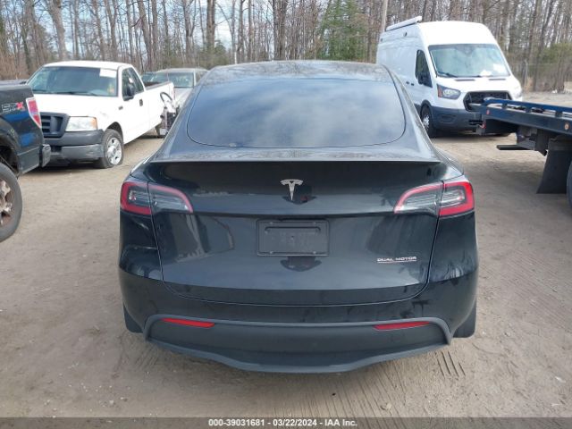 7SAYGDEF8PF797454 Tesla Model Y