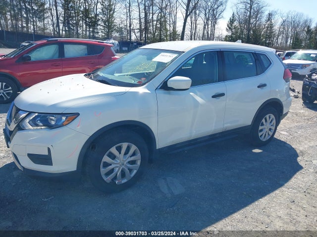 Nissan ROGUE S 2017 5N1AT2MV9HC876858 Image 2