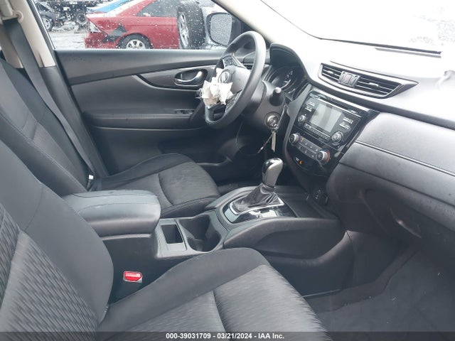 Nissan ROGUE S 2017 JN8AT2MT4HW135863 Image 5