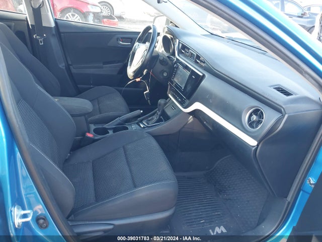 Toyota COROLLA IM 2018 JTNKARJE1JJ557558 Image 5