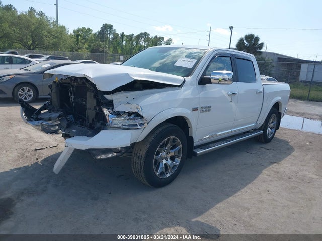 RAM 1500 Limited  4x4 5'7 Box 2017 1C6RR7PT2HS604050 Image 2