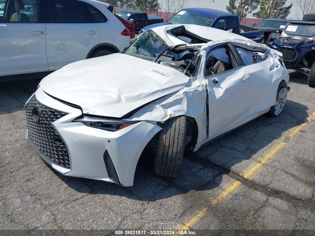 Lexus IS 300 2021 JTHCA1D29M5116235 Image 2