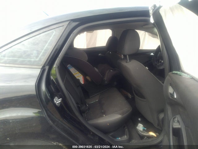 Ford FOCUS SE 2014 1FADP3F29EL232504 Image 8