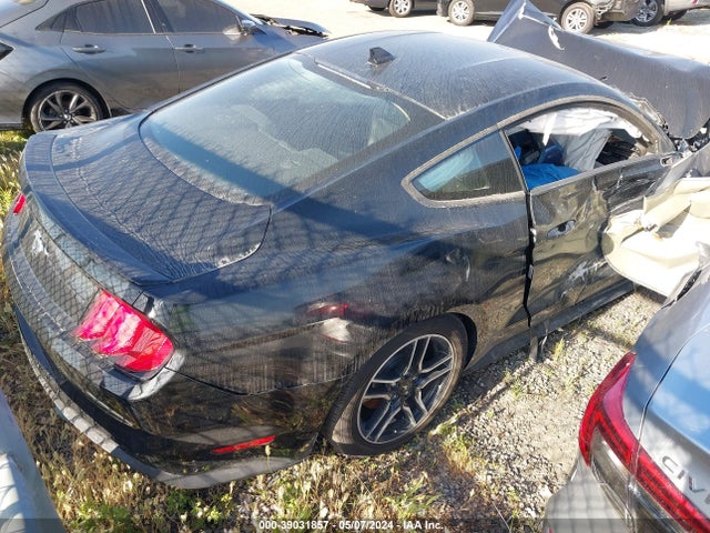 Ford Mustang Ecoboost Premium Fastback 2022 1FA6P8TH5N5106434 Image 4