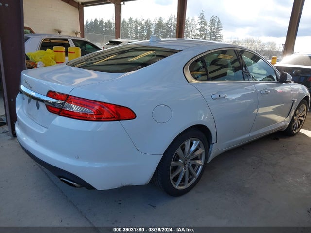 2013 JAGUAR XF SAJWA0ES5DPS79834 Photo 3