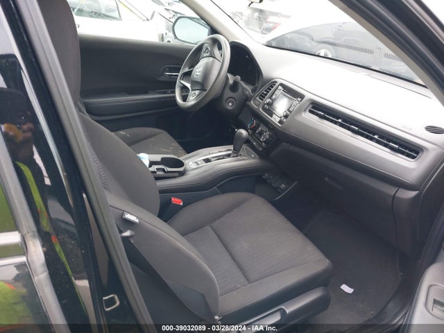 Honda HR-V LX 2018 3CZRU6H32JG701840 Image 5