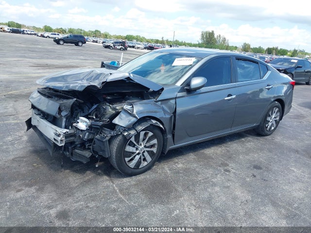 Nissan Altima 2.5 S 2019 1N4BL4BV2KC242439 Image 2