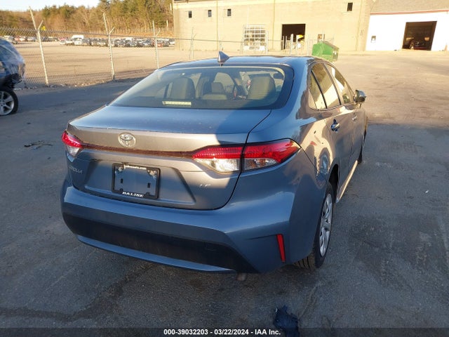 Toyota COROLLA LE 2022 JTDEPMAE9N3011734 Image 4