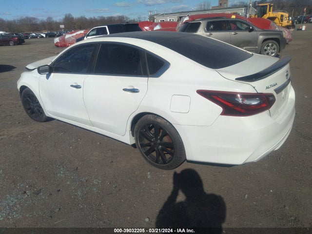 Nissan Altima 2.5 Sr 2017 1N4AL3AP2HC482852 Image 3