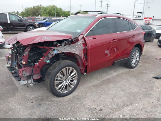 Toyota Venza Limited 2023 JTEAAAAH4PJ129709 Image 2