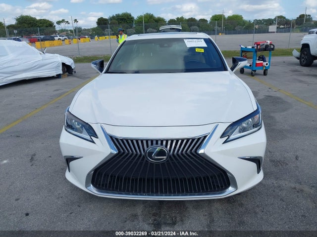 Lexus ES 350 2019 58ABZ1B15KU044408 Image 12