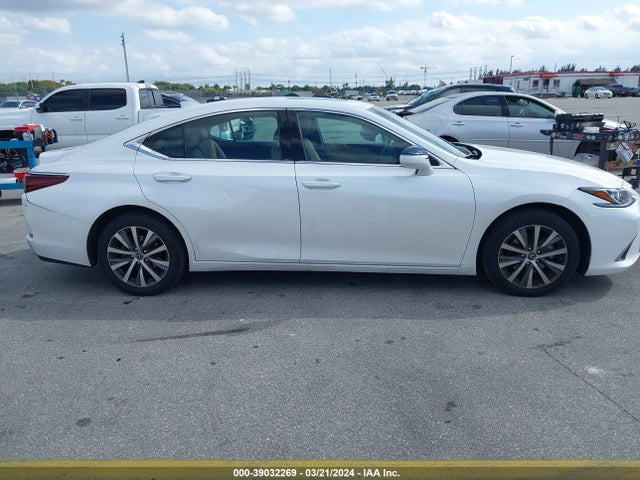 Lexus ES 350 2019 58ABZ1B15KU044408 Image 13