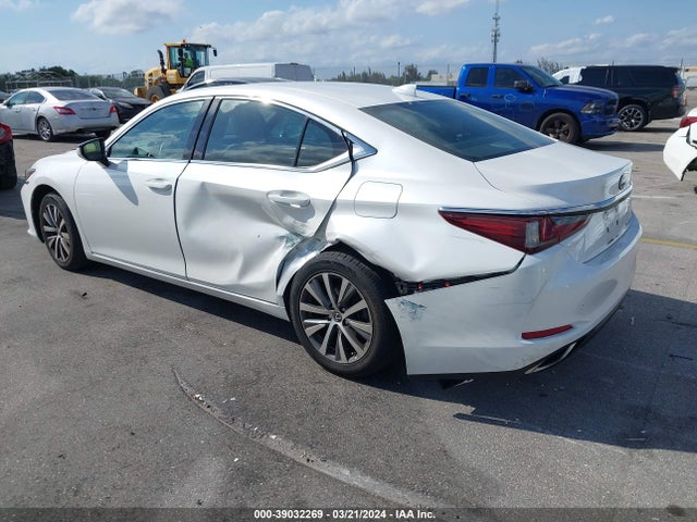 Lexus ES 350 2019 58ABZ1B15KU044408 Image 3