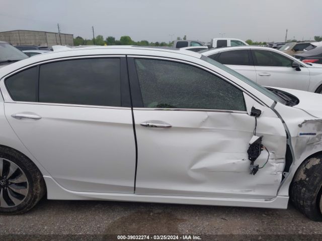 JHMCR6F78HC027546 Honda Accord Hybrid Touring
