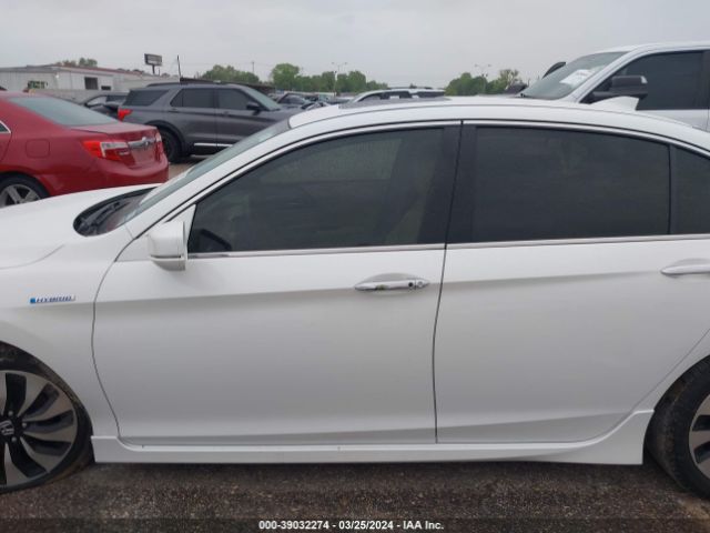 JHMCR6F78HC027546 Honda Accord Hybrid Touring