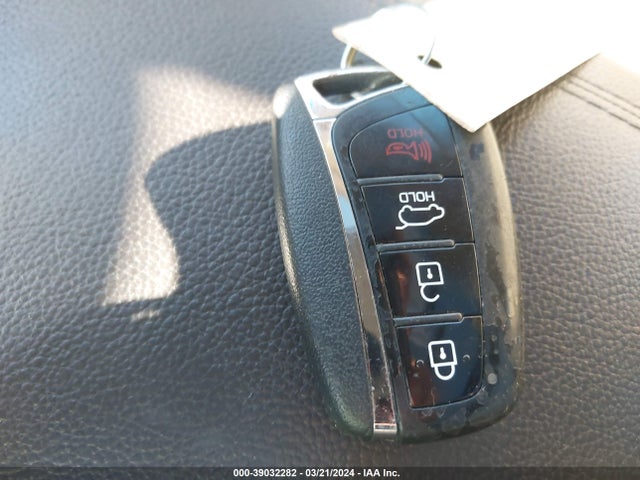 Hyundai Santa Fe Limited Ultimate 2017 KM8SR4HFXHU202150 Image 11