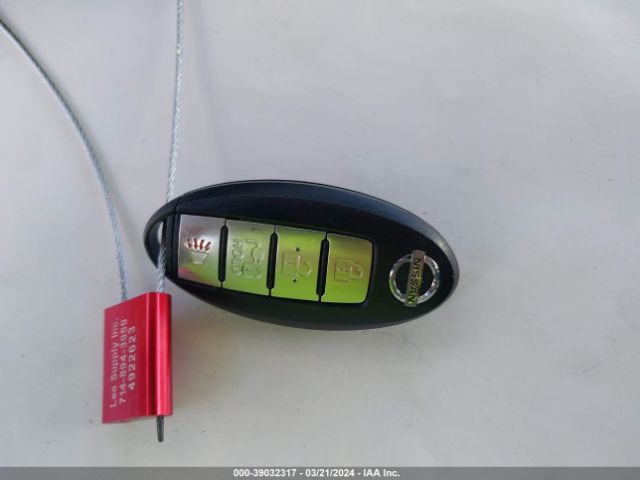 1N4BZ0CP0HC303352 Nissan LEAF SV