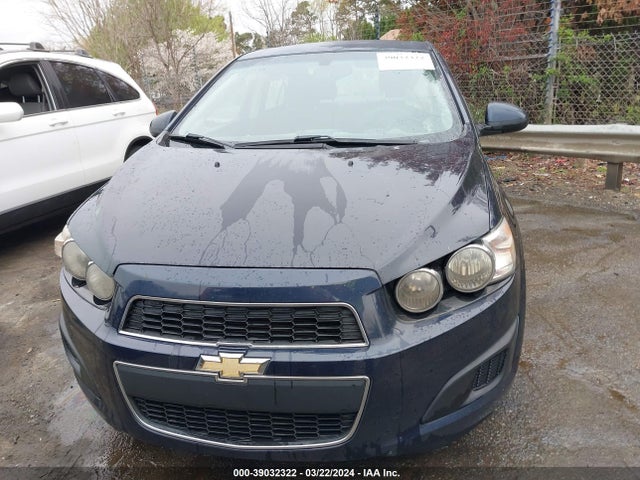 Chevrolet Sonic Lt Auto 2015 1G1JC5SH3F4220514 Image 12