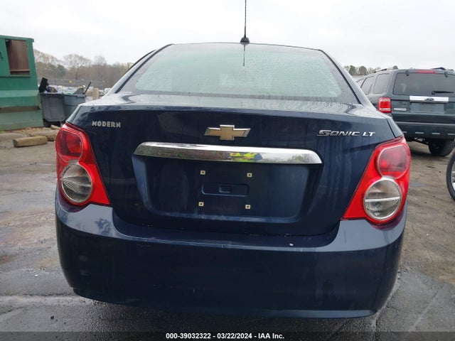 Chevrolet Sonic Lt Auto 2015 1G1JC5SH3F4220514 Image 16
