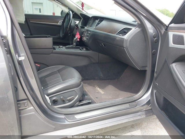 Genesis G80 3.8 2017 KMHGN4JE7HU169112 Image 5