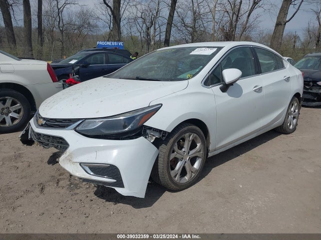 Chevrolet Cruze Premier Auto 2017 1G1BF5SM2H7115313 Image 2
