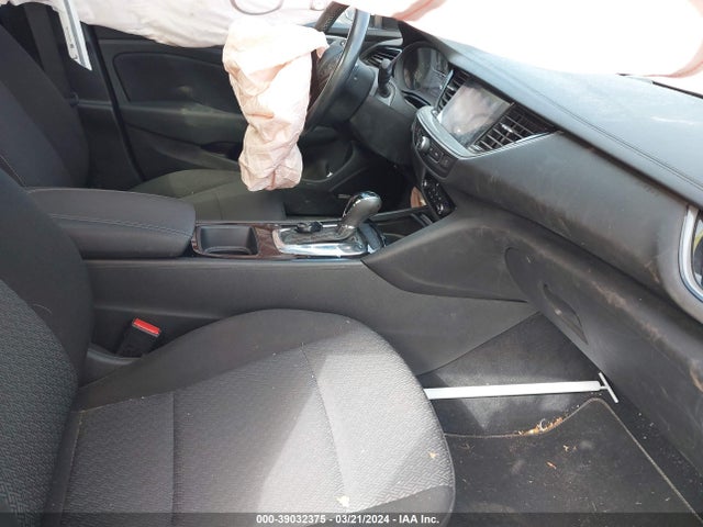 W04GU8SX6J1149384 Buick Regal Tourx Preferred
