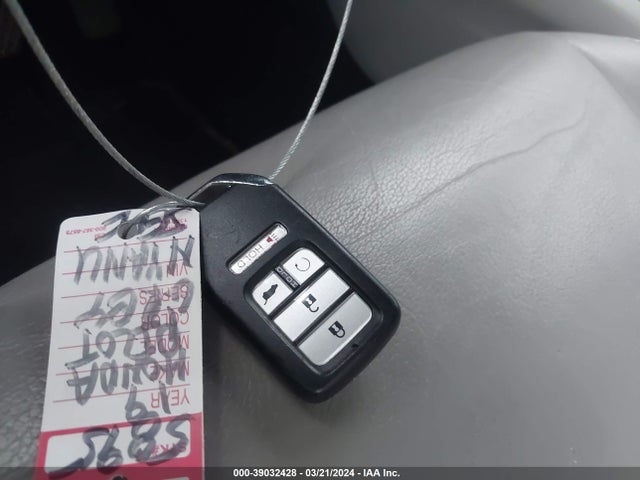 Honda Pilot Touring 2019 5FNYF5H9XKB009388 Image 11