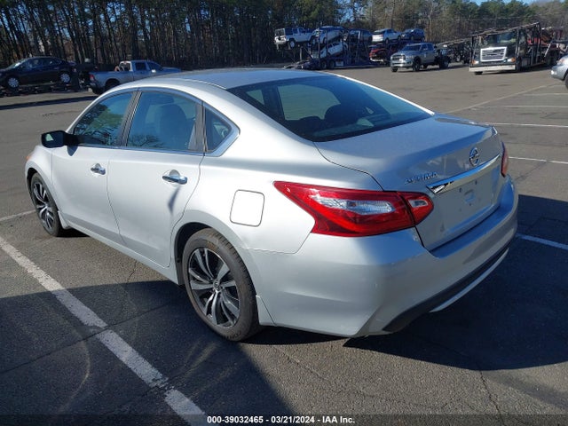Nissan Altima 2.5 S 2017 1N4AL3AP2HC472922 Image 3