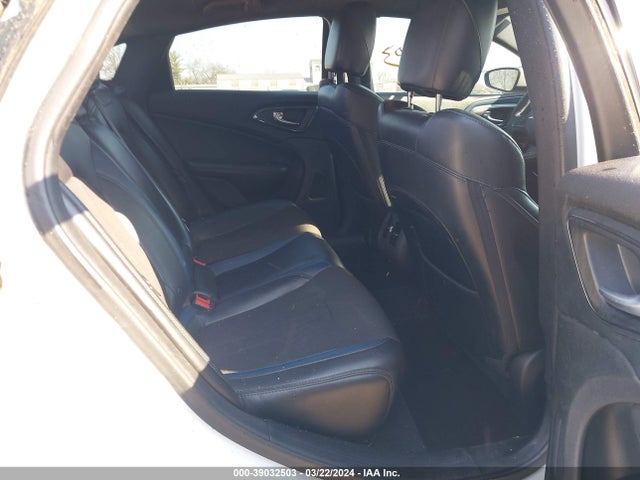 Chrysler 200 S 2015 1C3CCCDG7FN523321 Image 8