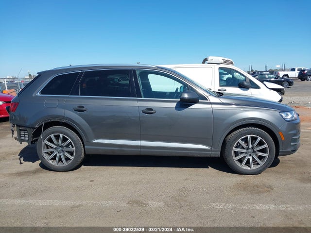 WA1AHAF71KD035773 Audi Q7 45 Premium/45 Se Premium