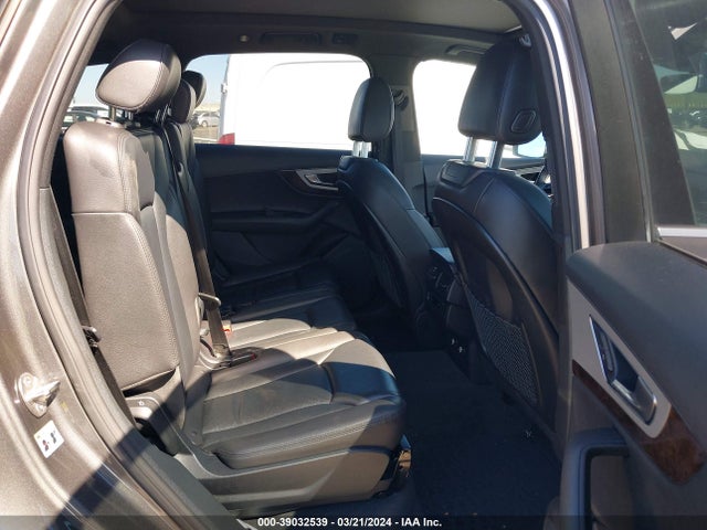 WA1AHAF71KD035773 Audi Q7 45 Premium/45 Se Premium