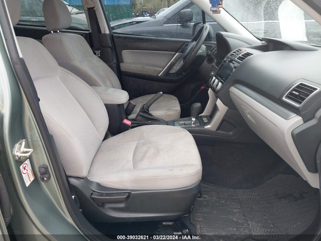 Subaru Forester 2.5i Premium 2017 JF2SJAEC9HH469777 Image 5