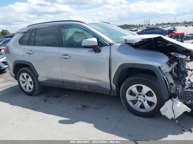 Toyota RAV4 LE 2021 2T3K1RFV0MC087124 Image 13