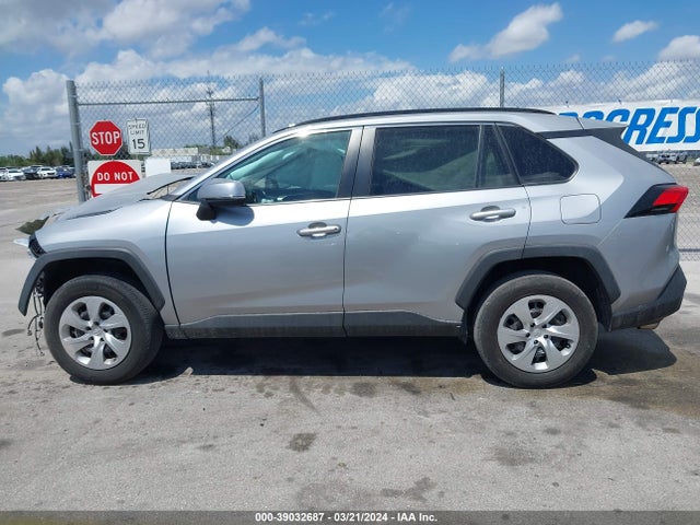 Toyota RAV4 LE 2021 2T3K1RFV0MC087124 Image 14