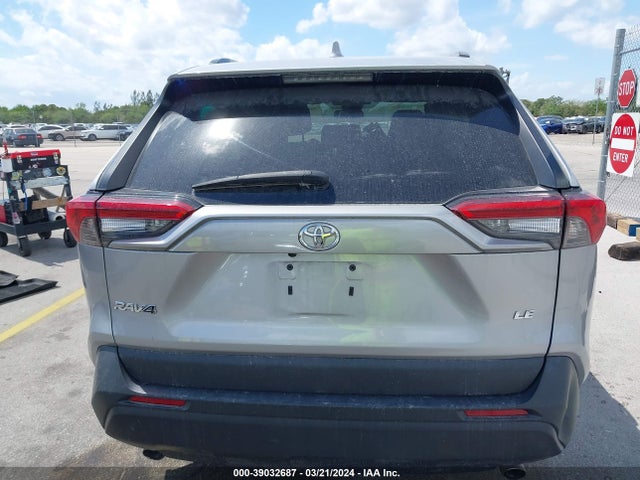 Toyota RAV4 LE 2021 2T3K1RFV0MC087124 Image 16