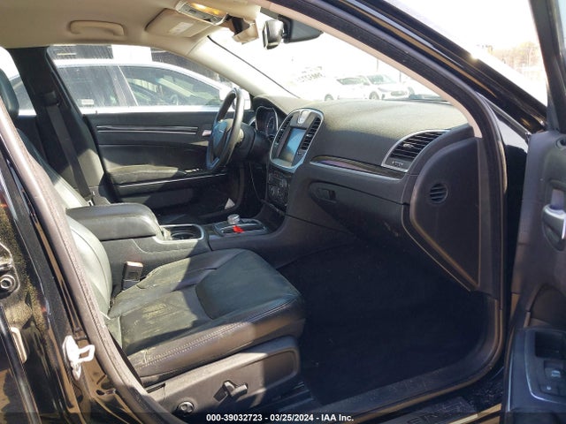 Chrysler 300 Limited 2016 2C3CCAAGXGH328901 Image 5