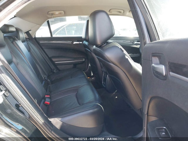 Chrysler 300 Limited 2016 2C3CCAAGXGH328901 Image 8