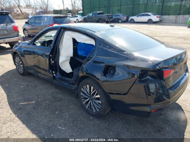 1N4BL4DW7RN353931 Nissan Altima Sv Intelligent Awd