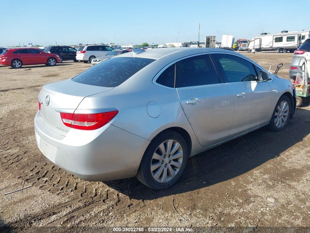 1G4PP5SK0F4202825 Buick Verano