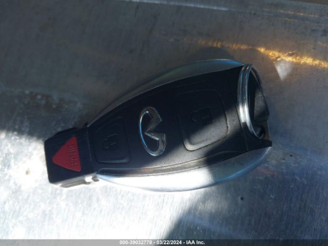 SJKCH5CR9HA024605 Infiniti Qx30 Premium
