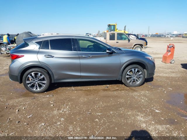 SJKCH5CR9HA024605 Infiniti Qx30 Premium