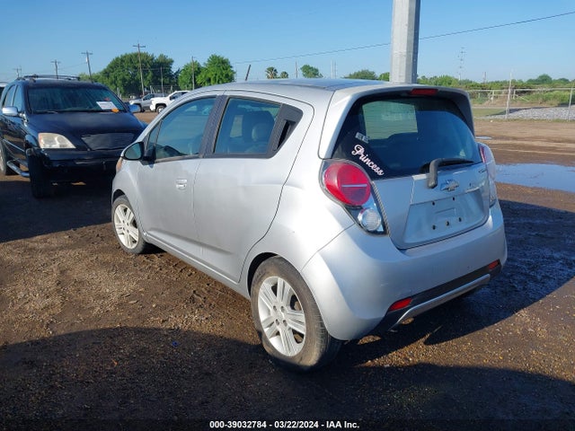 Chevrolet Spark 1lt Auto 2014 KL8CD6S94EC519180 Image 3