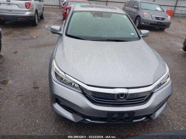 JHMCR6F77HC017199 Honda Accord Hybrid Touring