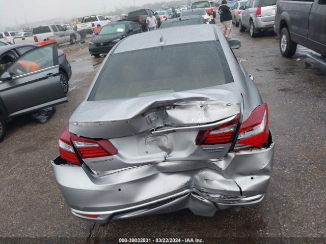 JHMCR6F77HC017199 Honda Accord Hybrid Touring