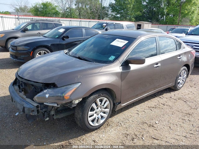 Nissan Altima 2.5 S 2014 1N4AL3AP6EN213530 Image 2
