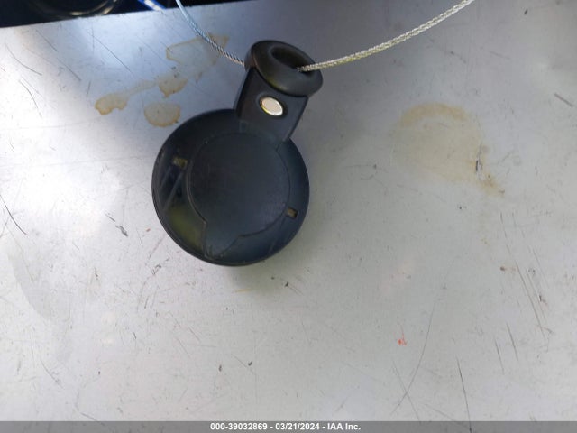 2010 MINI COOPER WMWMF3C57ATZ24554 Photo 10