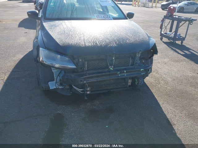 3VW167AJ9HM295088 Volkswagen Jetta 1.4t S