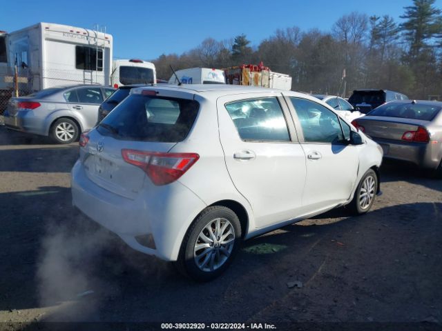 VNKKTUD32JA095711 Toyota YARIS LE